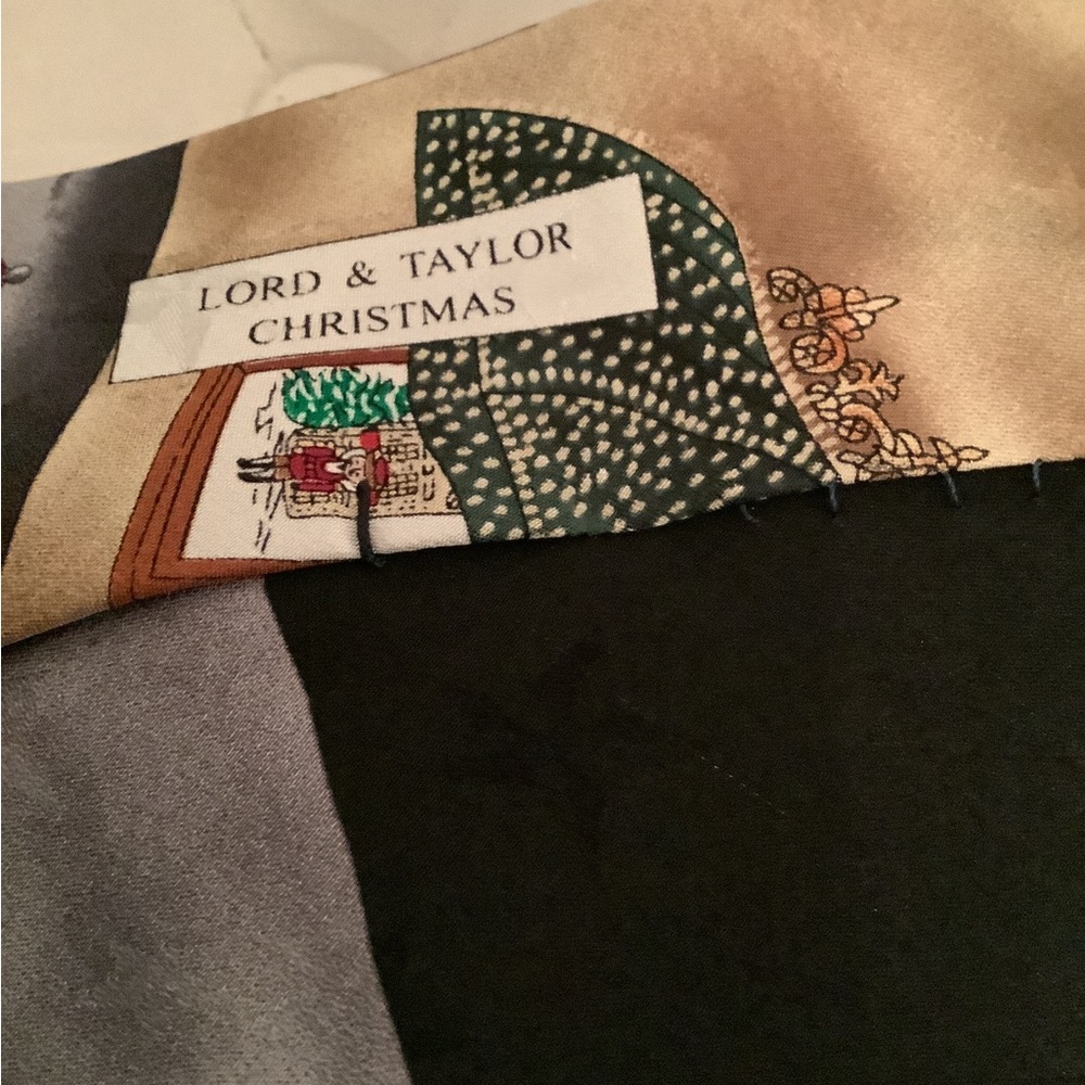 Beautiful men’s tie new with tags Lord and Taylor scene storefront - Picture 2 of 6